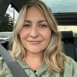 Meet your Posher, Anna